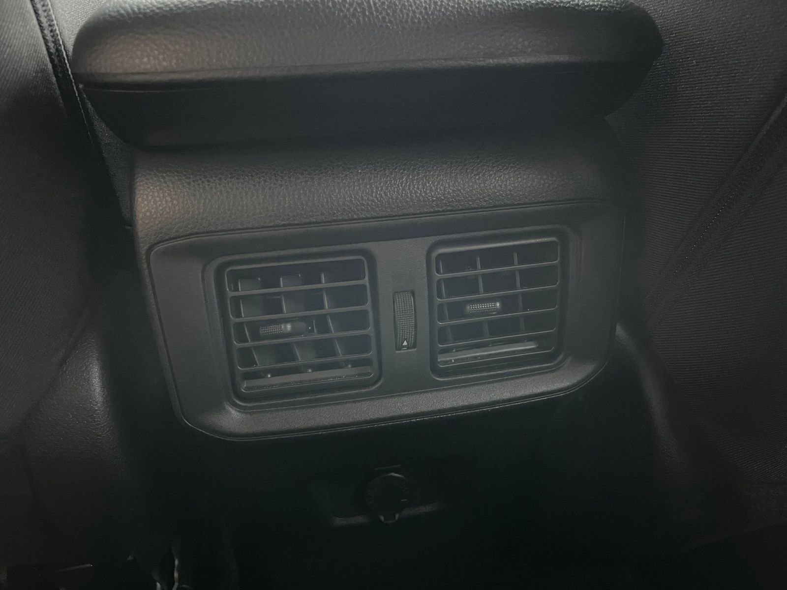 Thumbnail: 2025 Toyota RAV4 - 24