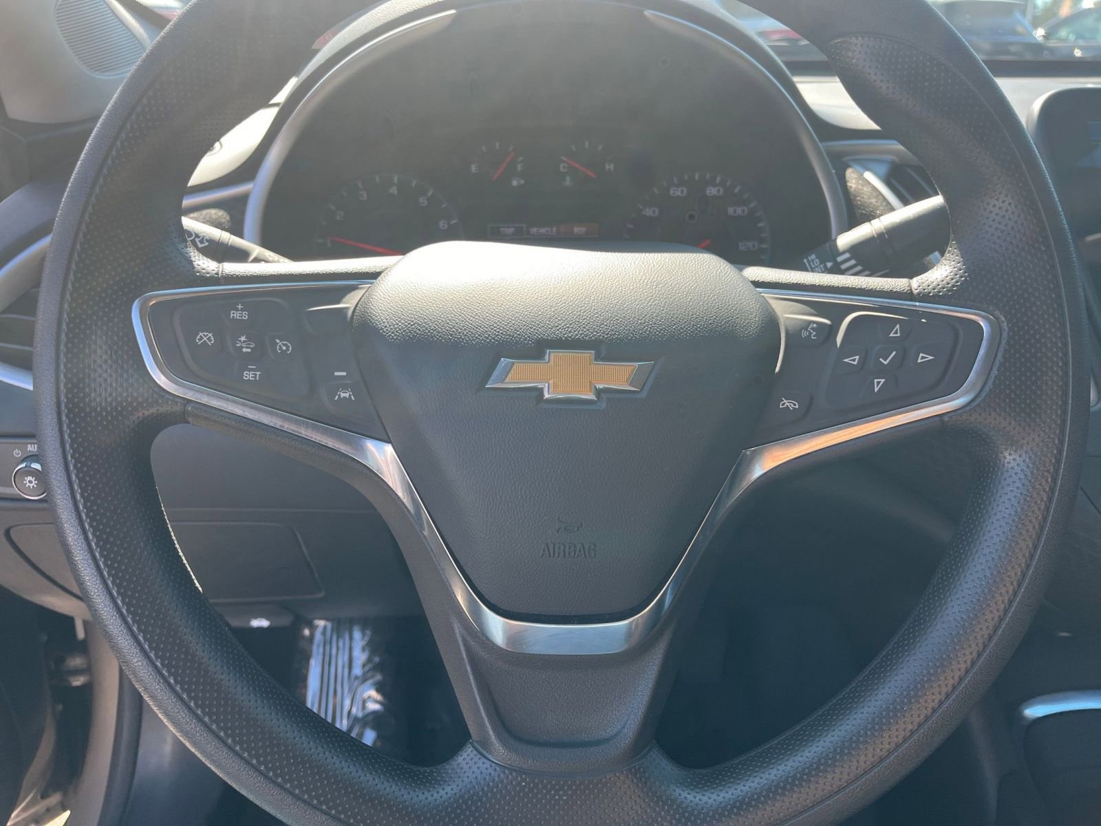 Thumbnail: 2023 Chevrolet Malibu - 28