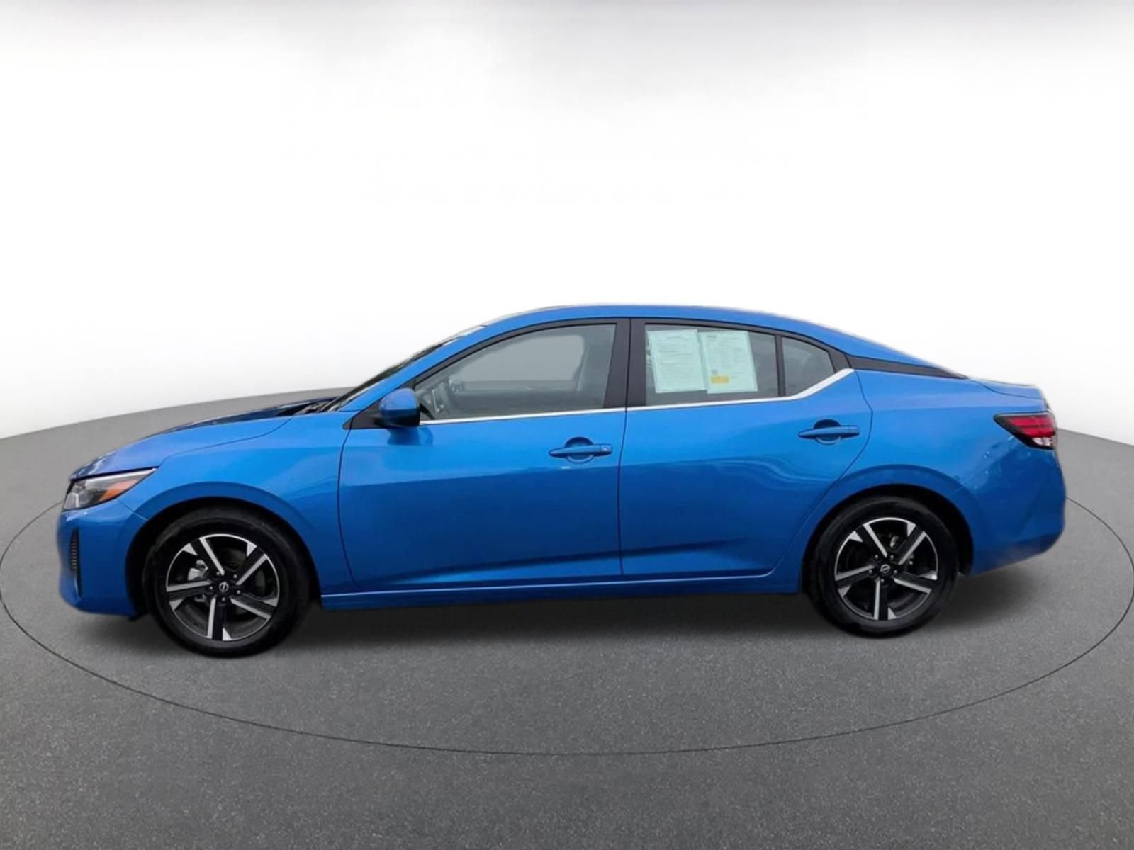 Thumbnail: 2025 Nissan Sentra - 9