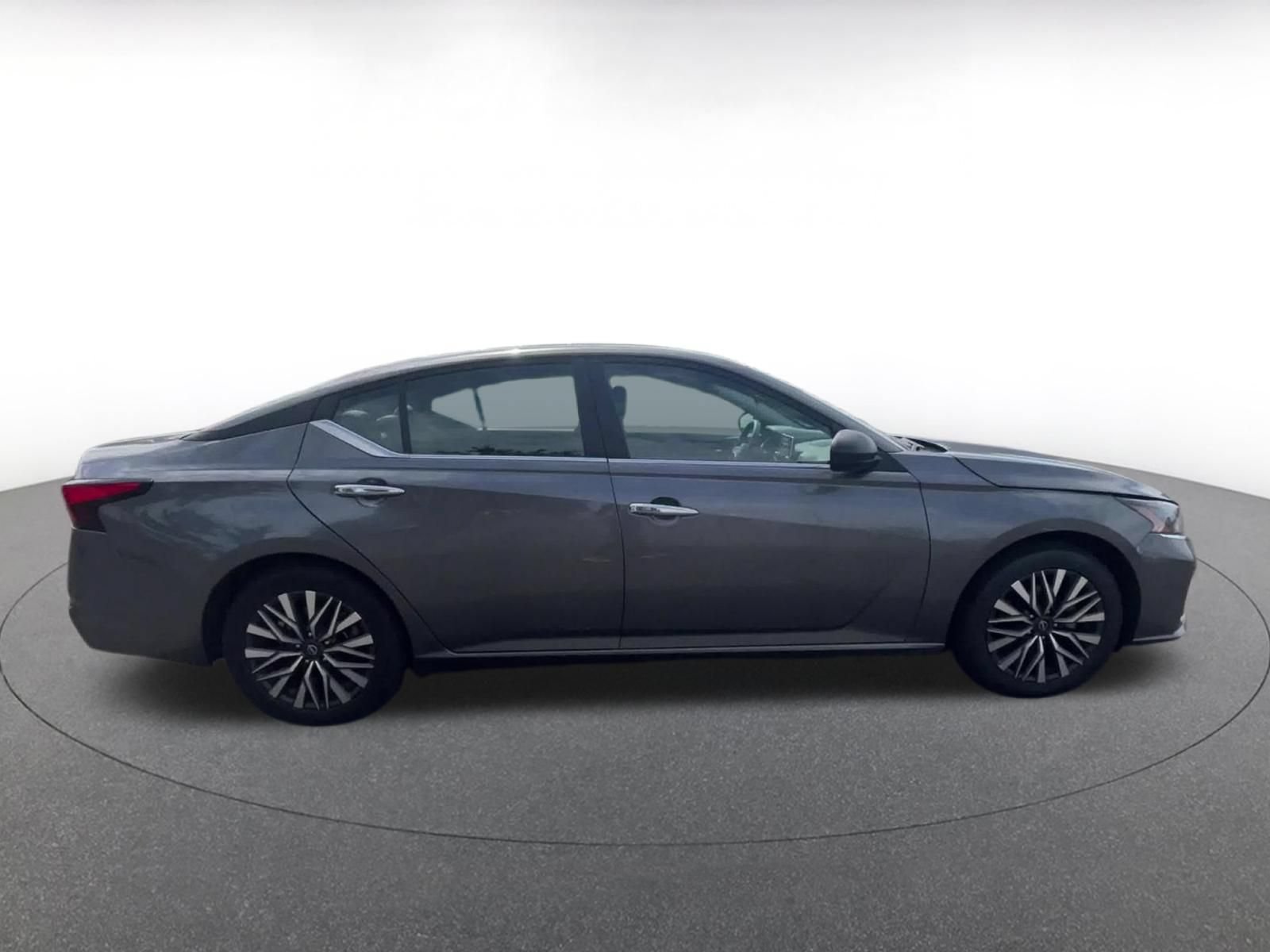 Thumbnail: 2025 Nissan Altima - 16