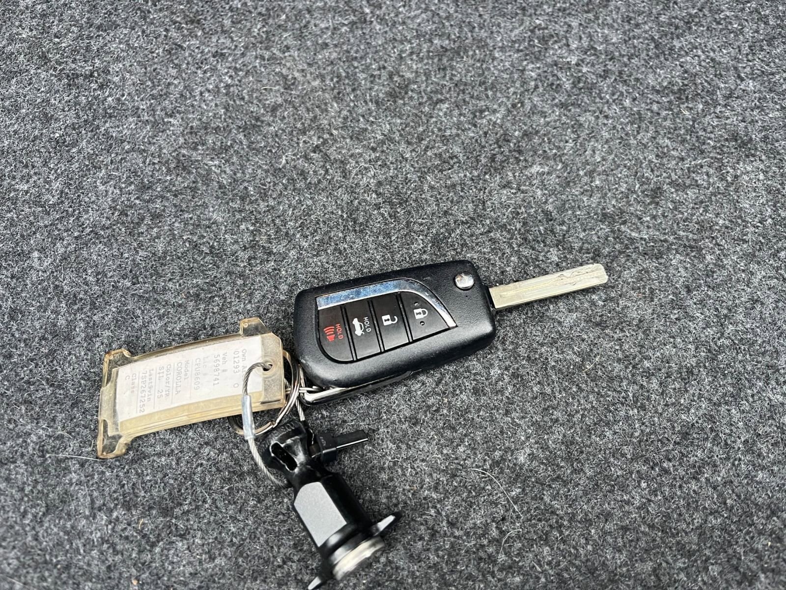 Thumbnail: 2025 Toyota Corolla - 22