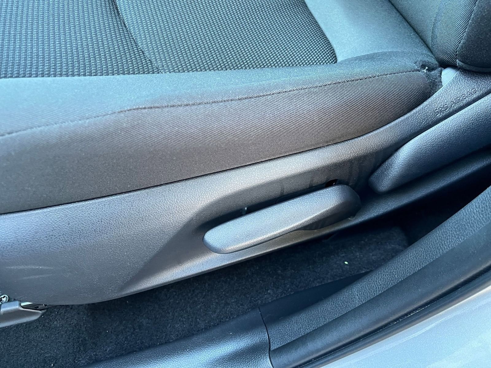 Thumbnail: 2025 Toyota RAV4 - 23