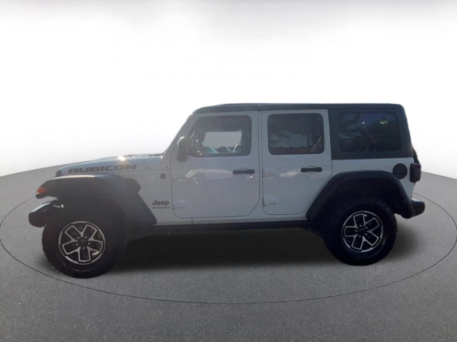 Thumbnail: 2025 Jeep Wrangler - 9