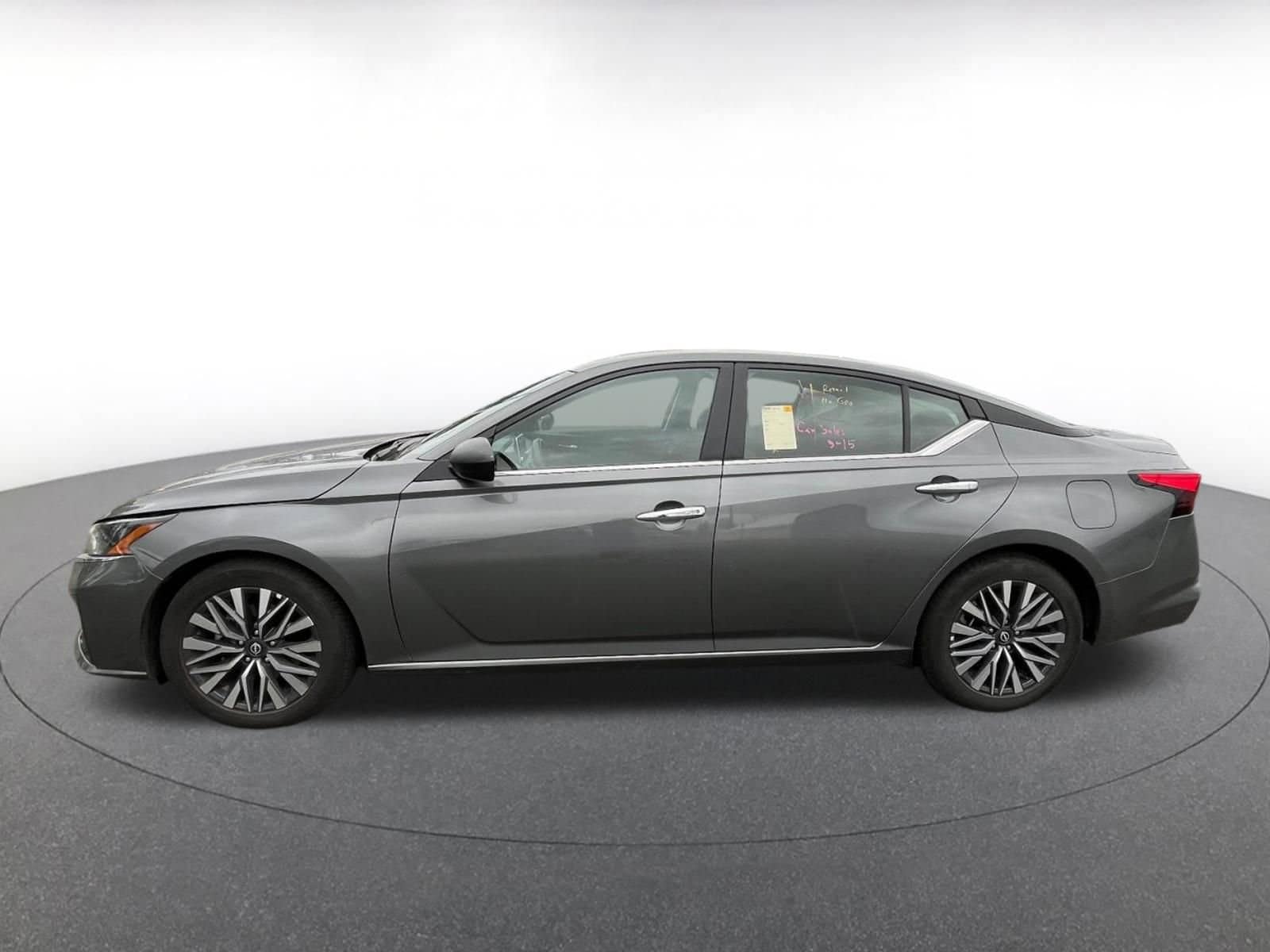 Thumbnail: 2025 Nissan Altima - 4