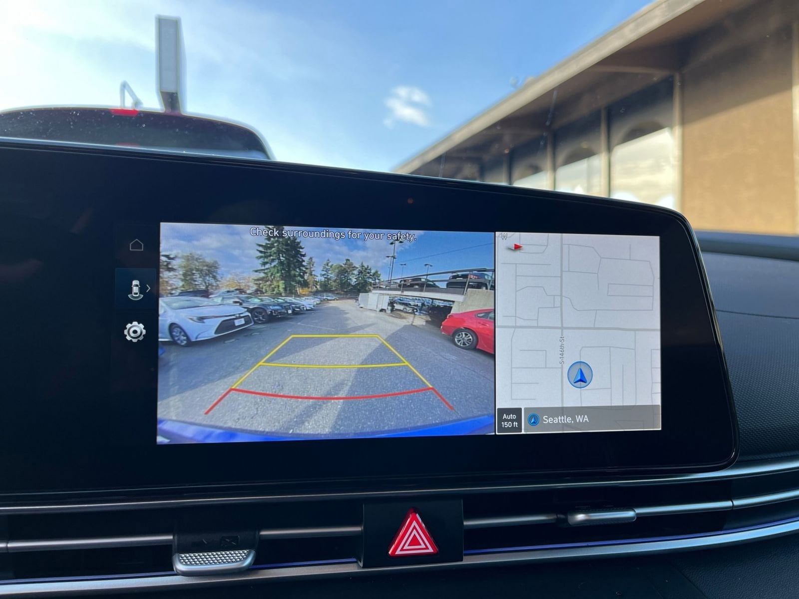 Thumbnail: 2025 Hyundai Elantra - 17