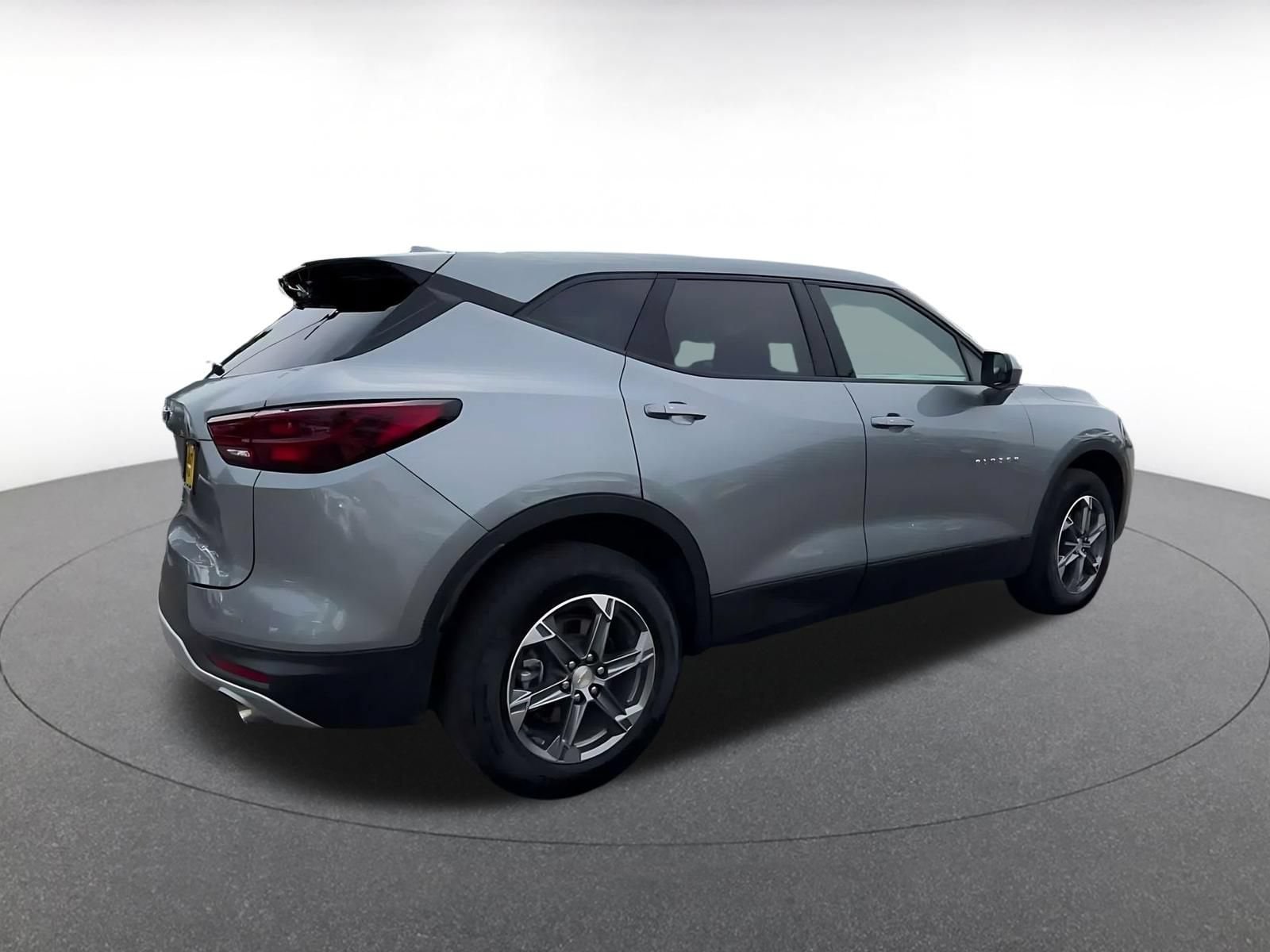 Thumbnail: 2026 Chevrolet Blazer - 11