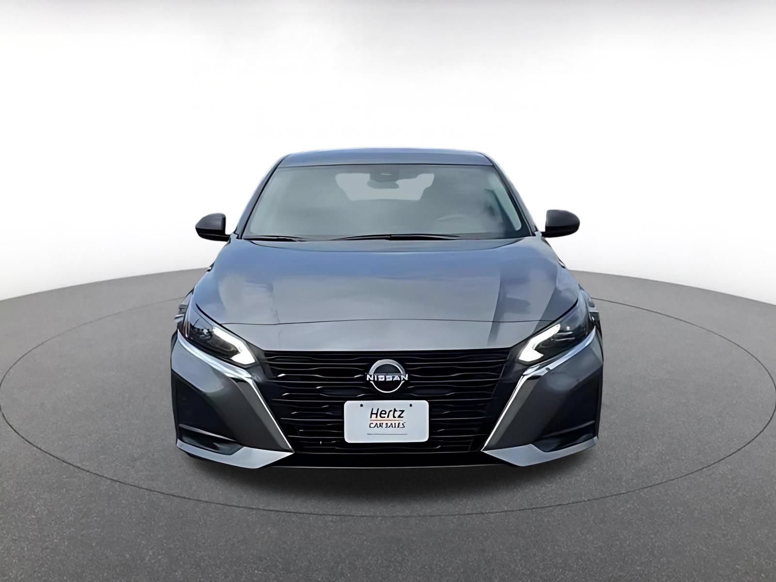 Thumbnail: 2025 Nissan Altima - 4
