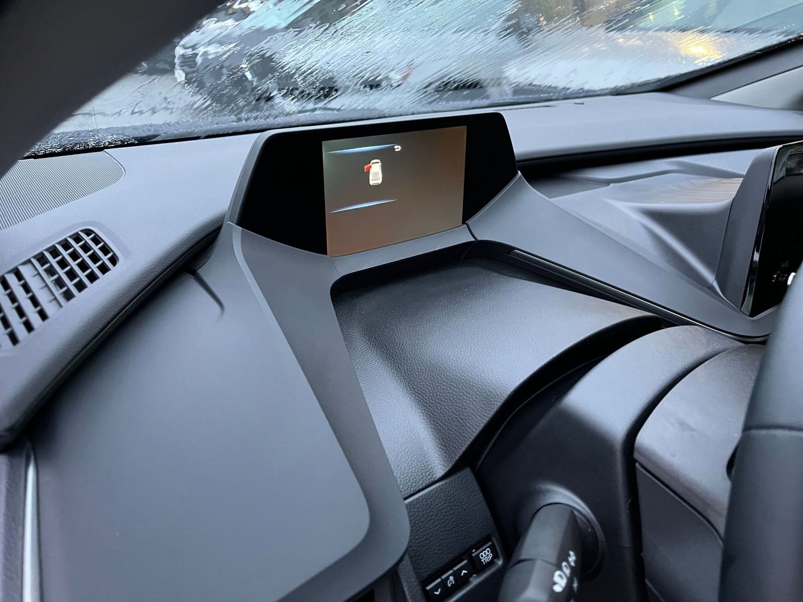 Thumbnail: 2025 Toyota Prius - 34