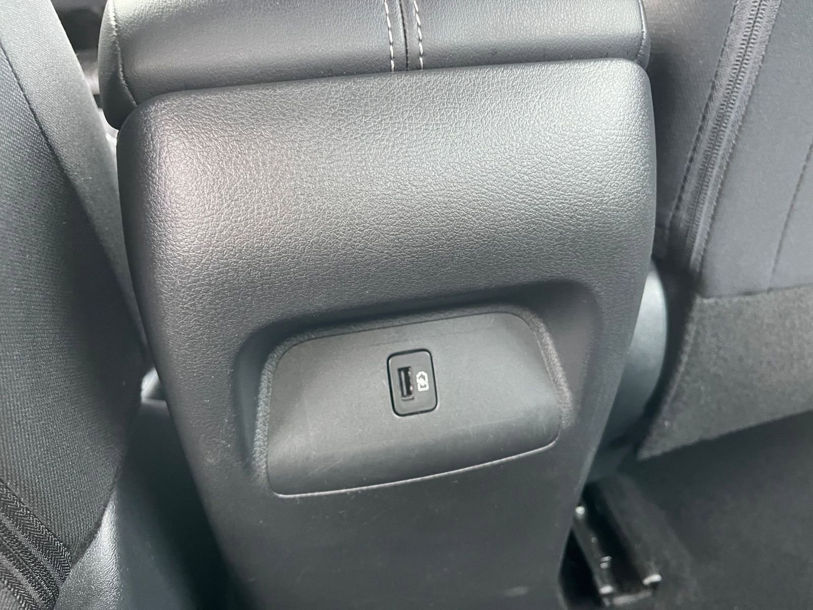 Thumbnail: 2025 Nissan Sentra - 23