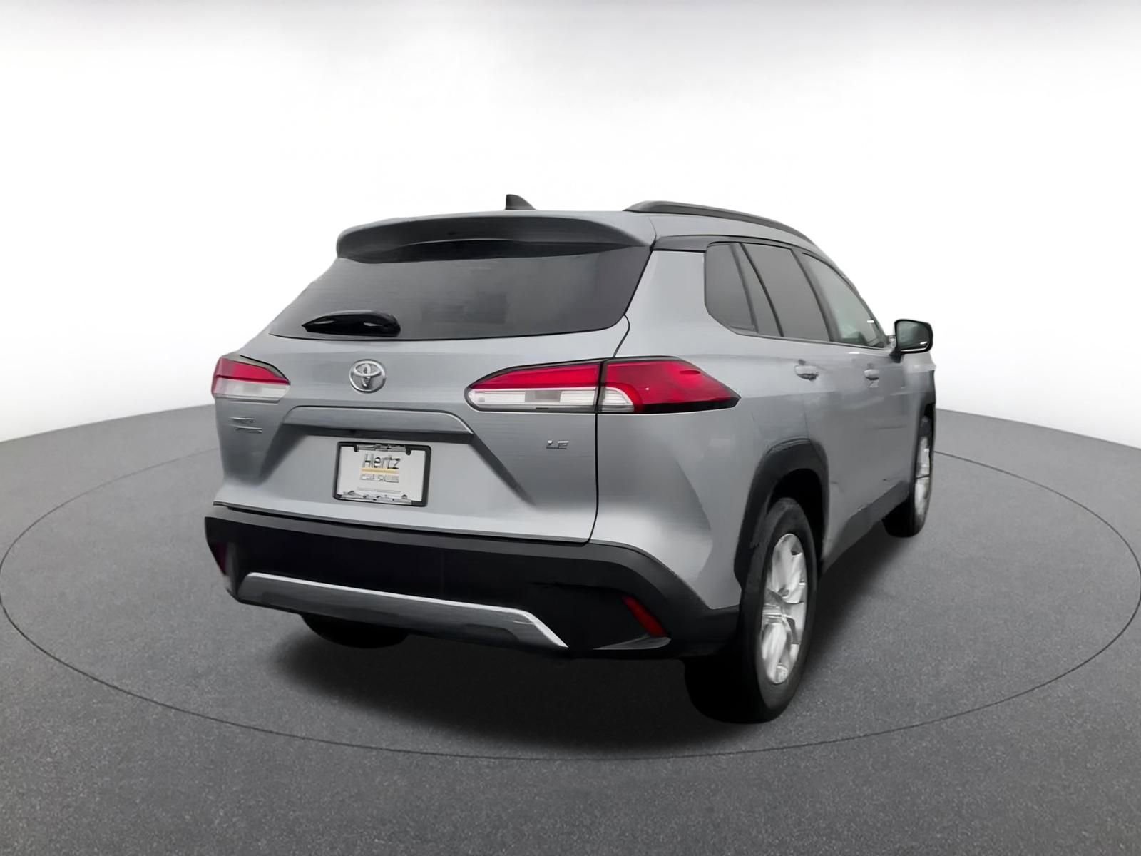 Thumbnail: 2025 Toyota Corolla Cross - 15