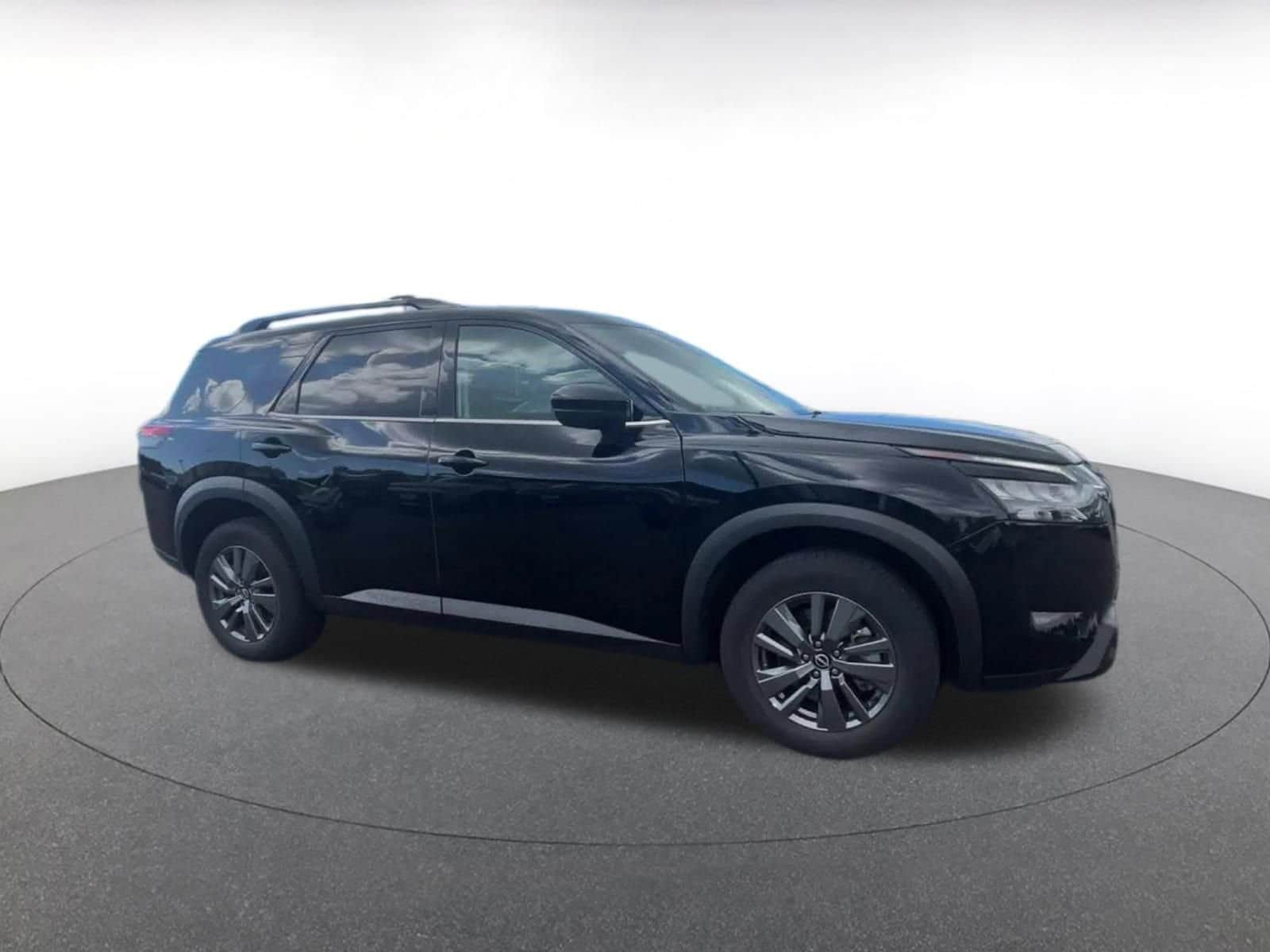 Thumbnail: 2025 Nissan Pathfinder - 2