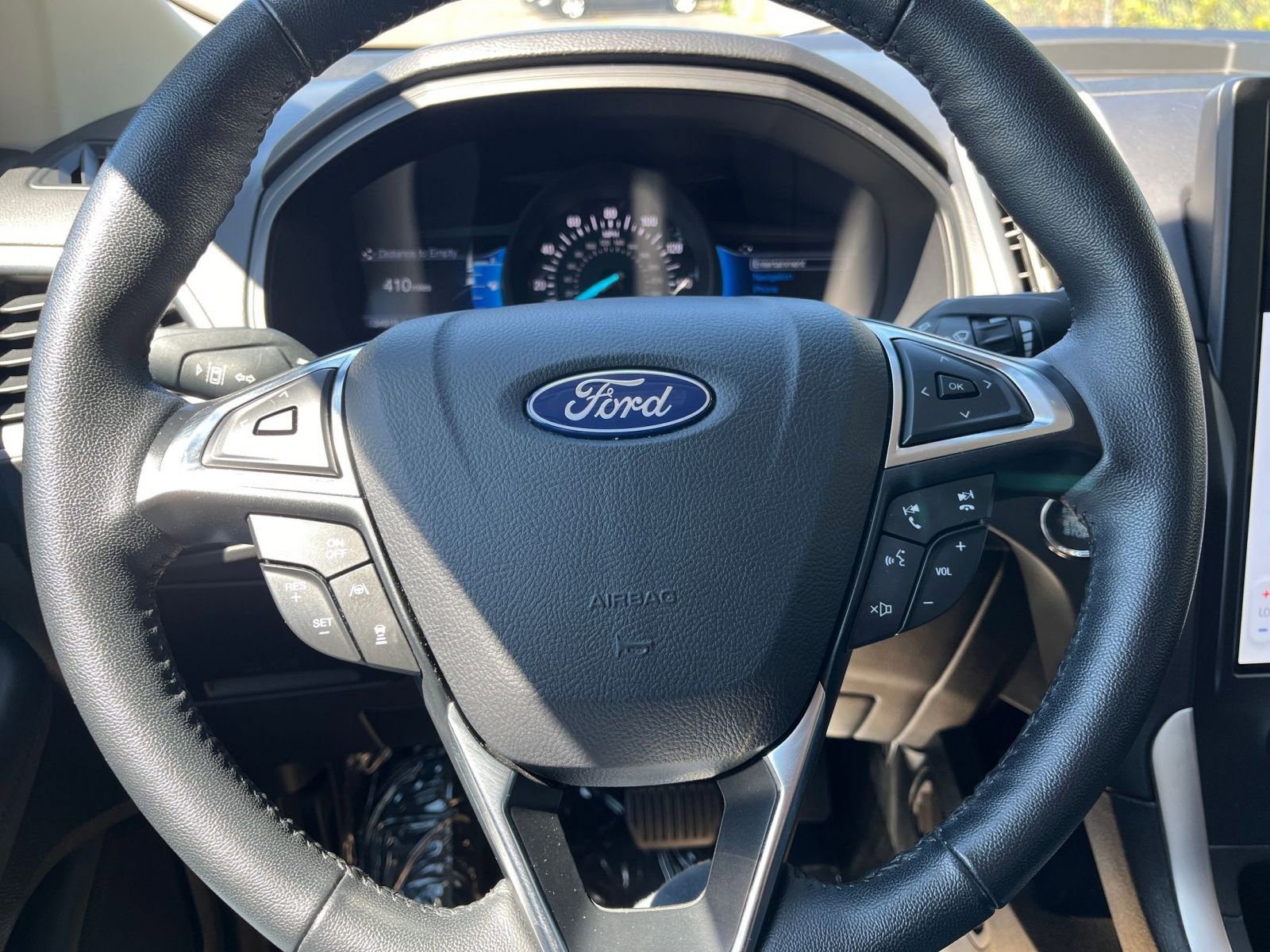 Thumbnail: 2024 Ford Edge - 28