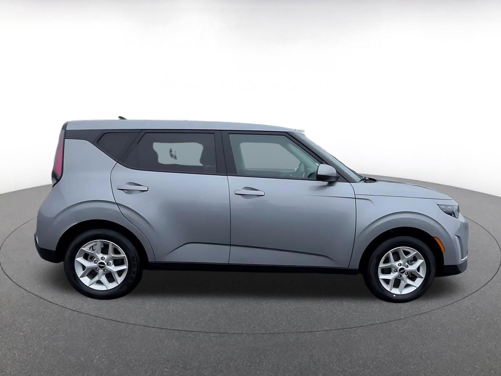 Thumbnail: 2025 Kia Soul - 16