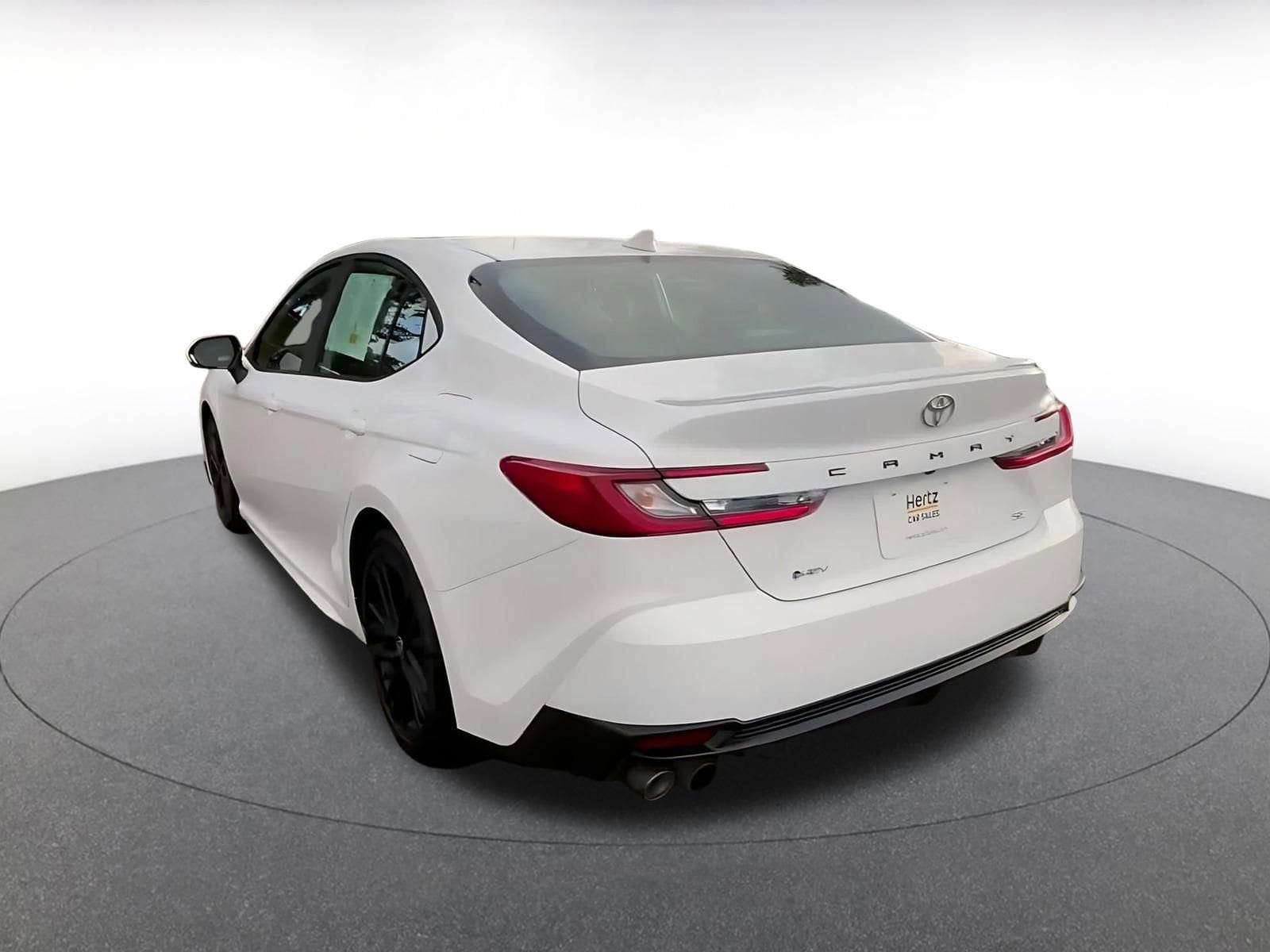 Thumbnail: 2025 Toyota Camry - 11