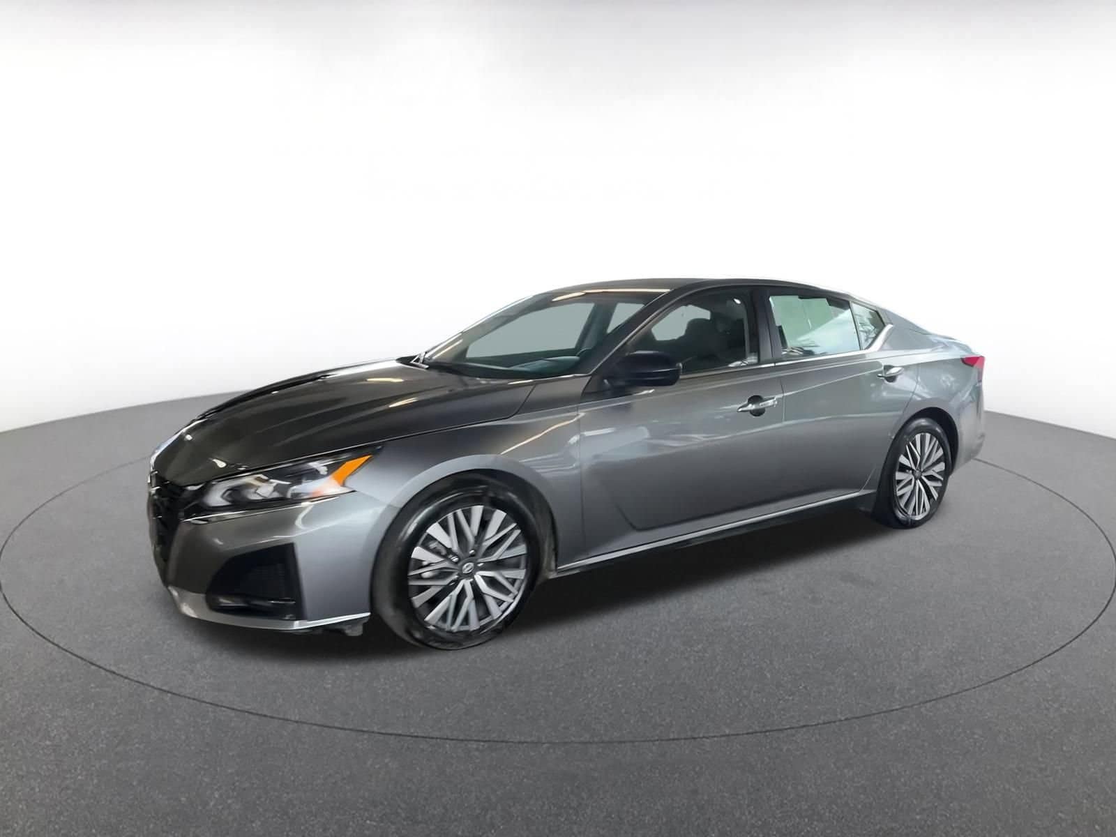 Thumbnail: 2024 Nissan Altima - 5