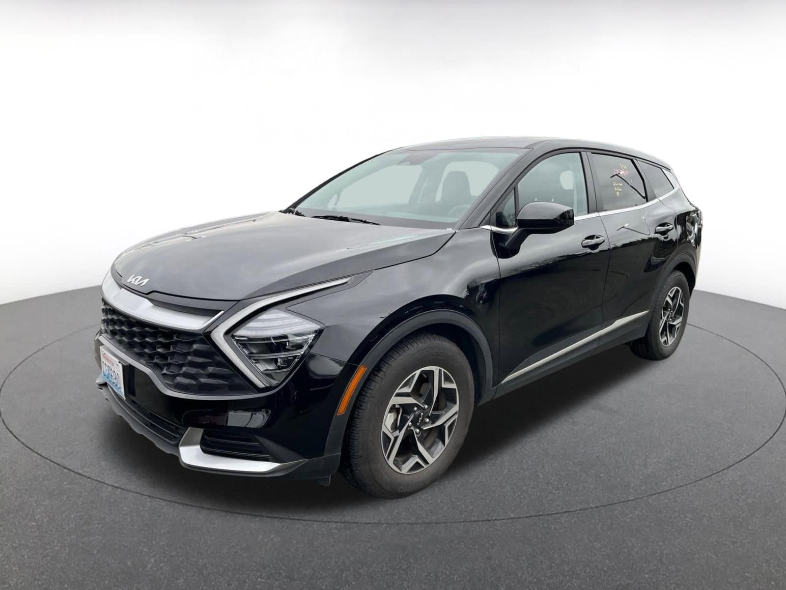 Thumbnail: 2025 Kia Sportage - 3