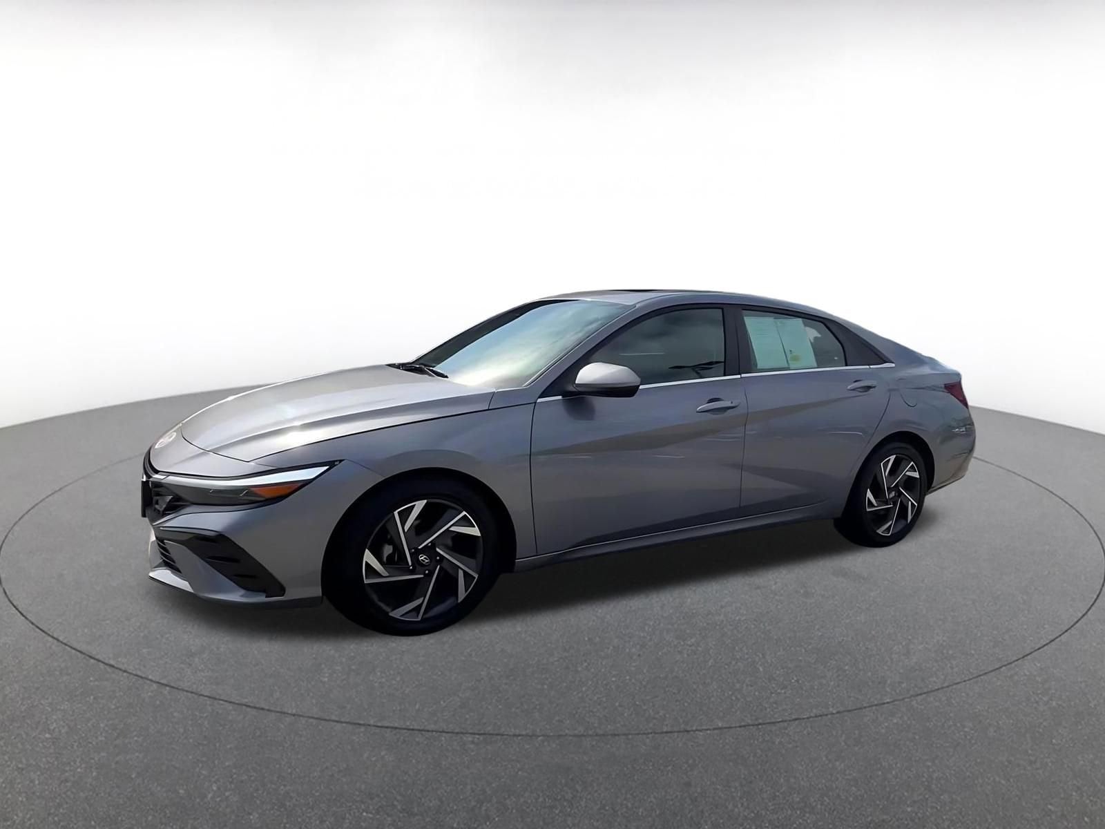 Thumbnail: 2025 Hyundai Elantra - 8