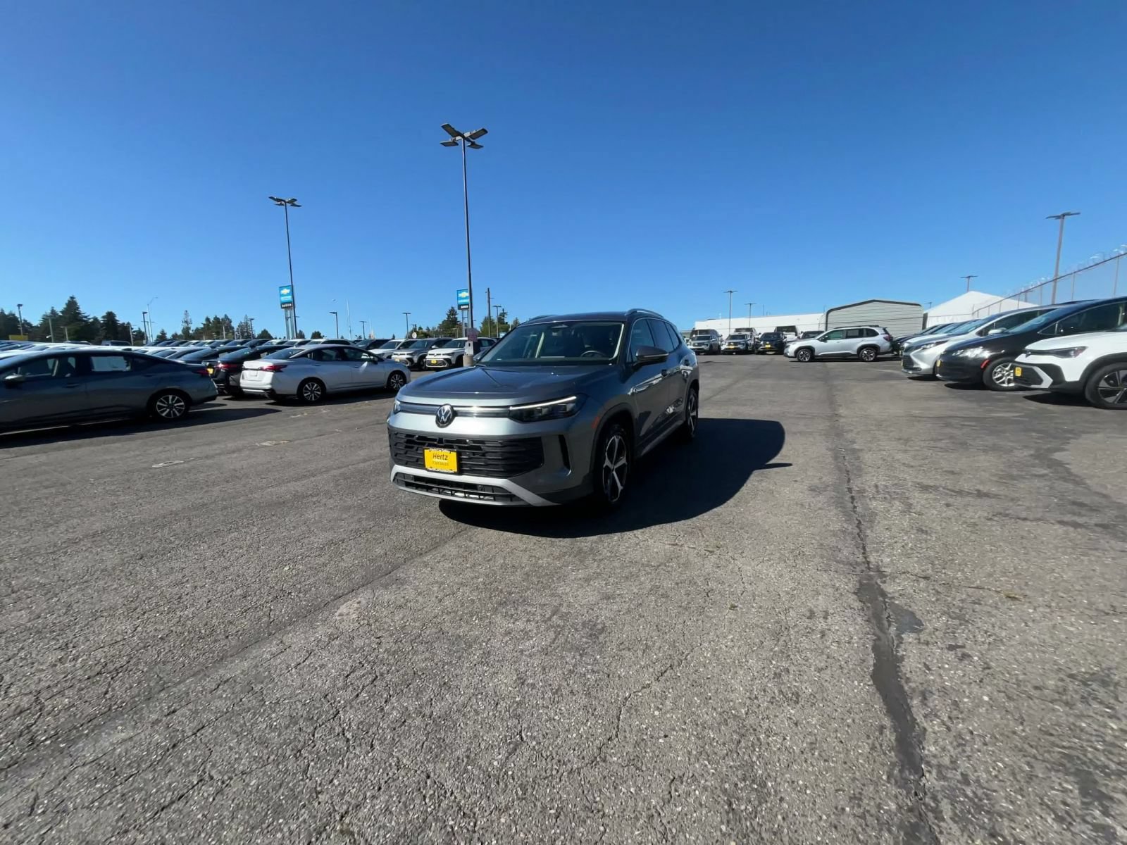Thumbnail: 2026 Volkswagen Tiguan - 6