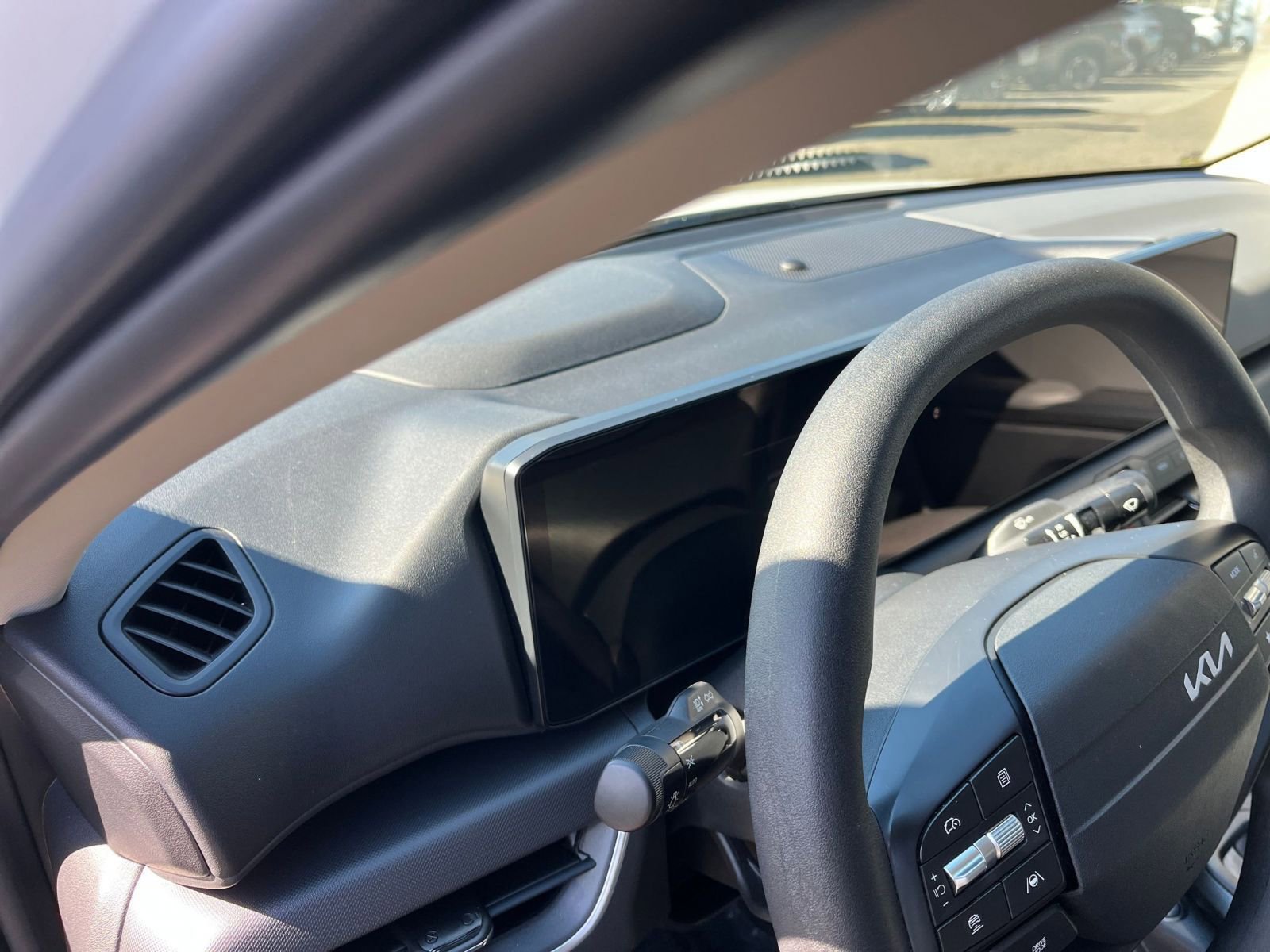 Thumbnail: 2025 Kia K4 - 35