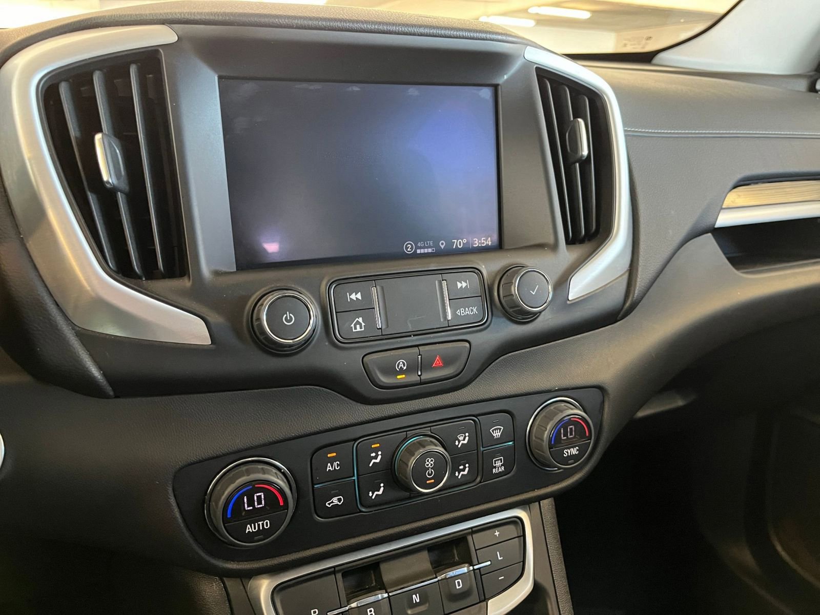Thumbnail: 2024 GMC Terrain - 21