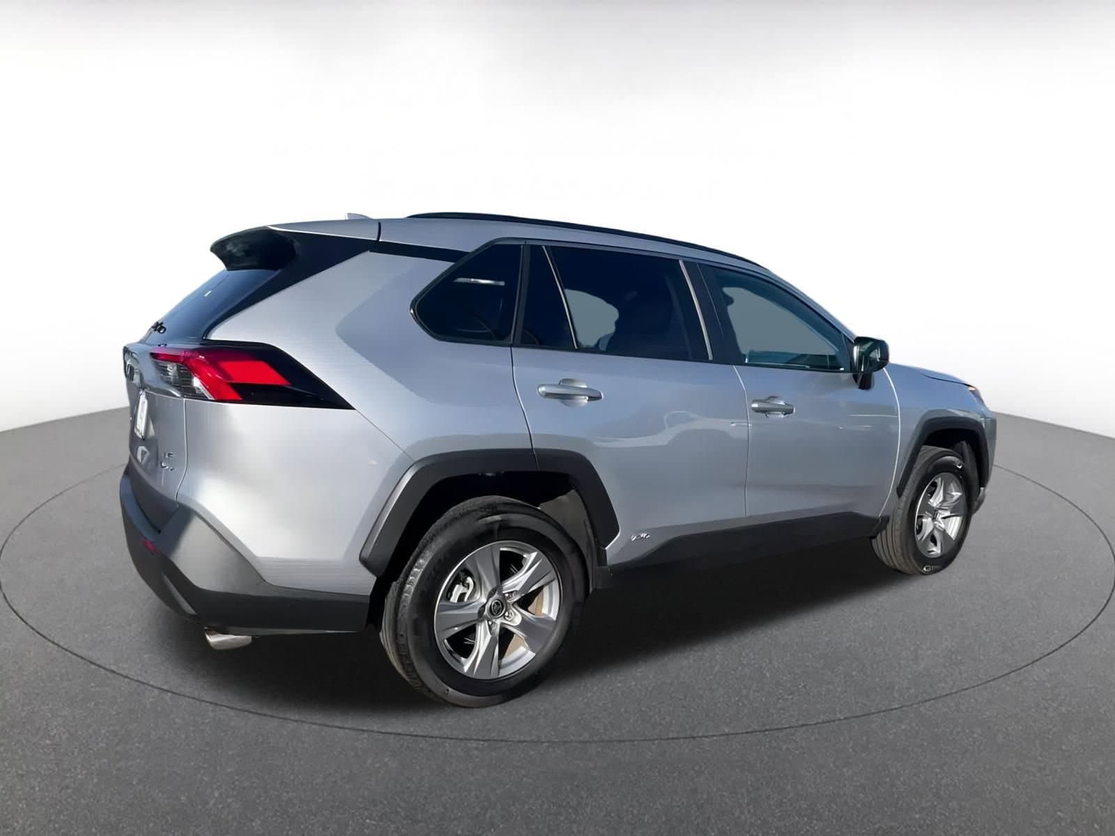 Thumbnail: 2025 Toyota RAV4 - 14