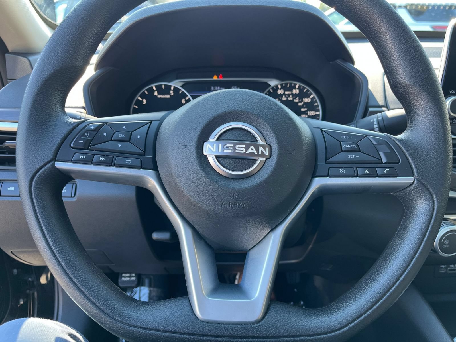 Thumbnail: 2025 Nissan Altima - 24