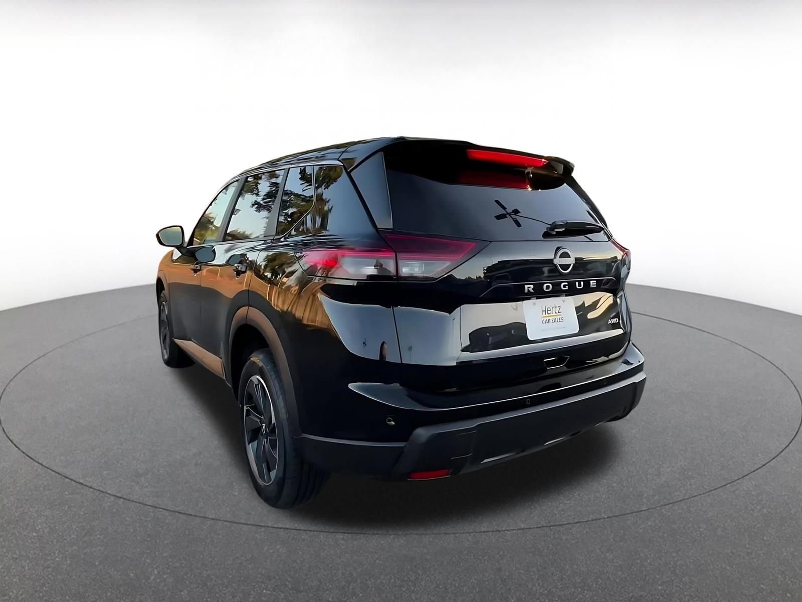 Thumbnail: 2025 Nissan Rogue - 11