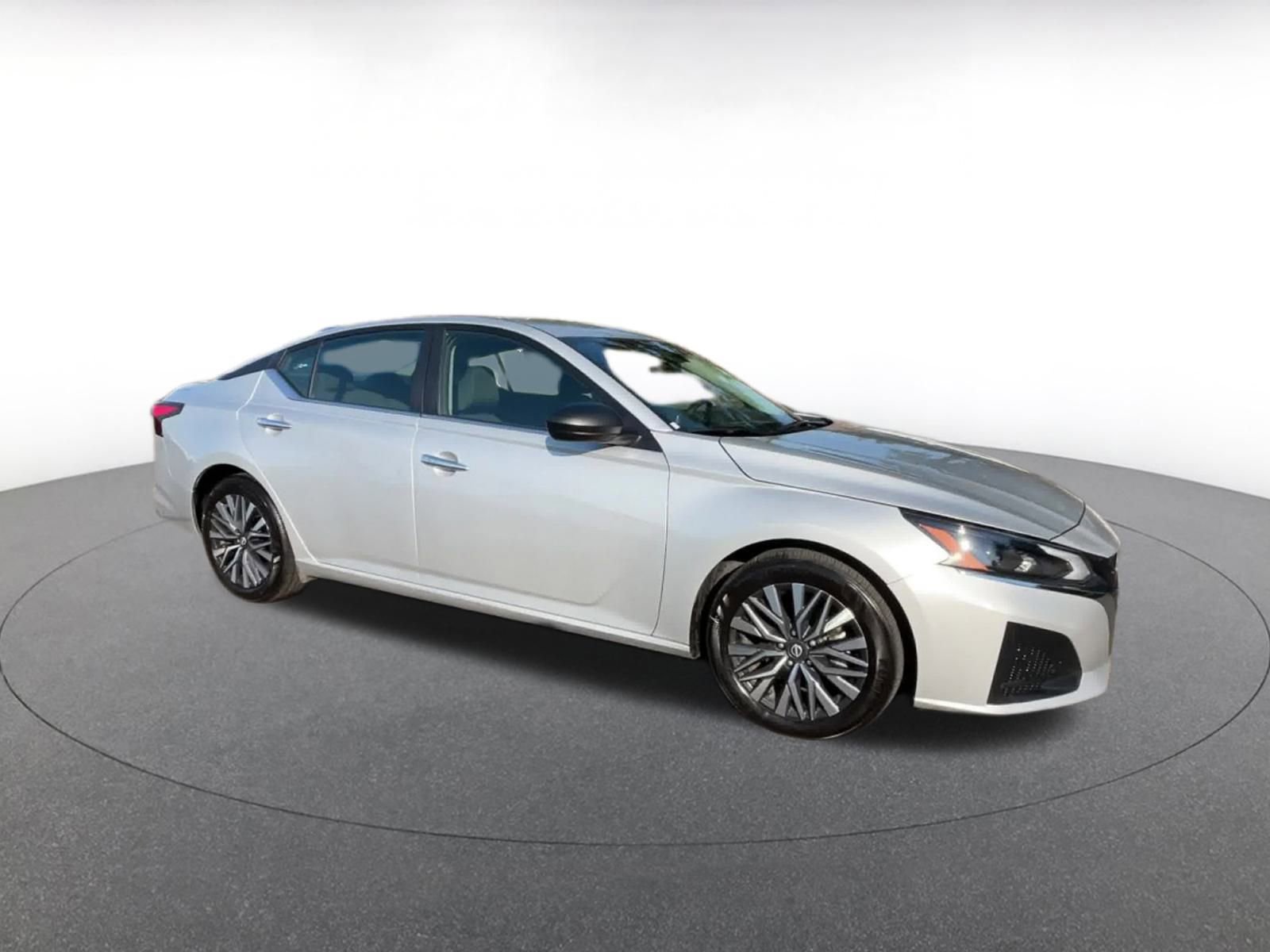 Thumbnail: 2024 Nissan Altima - 2