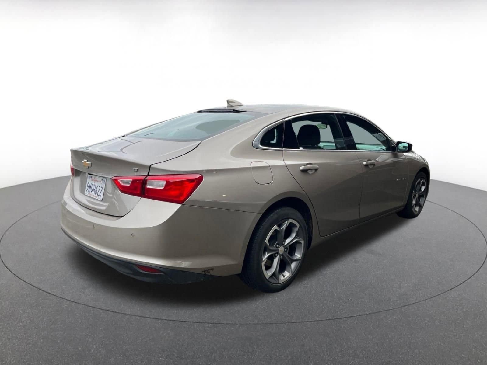 Thumbnail: 2024 Chevrolet Malibu - 7