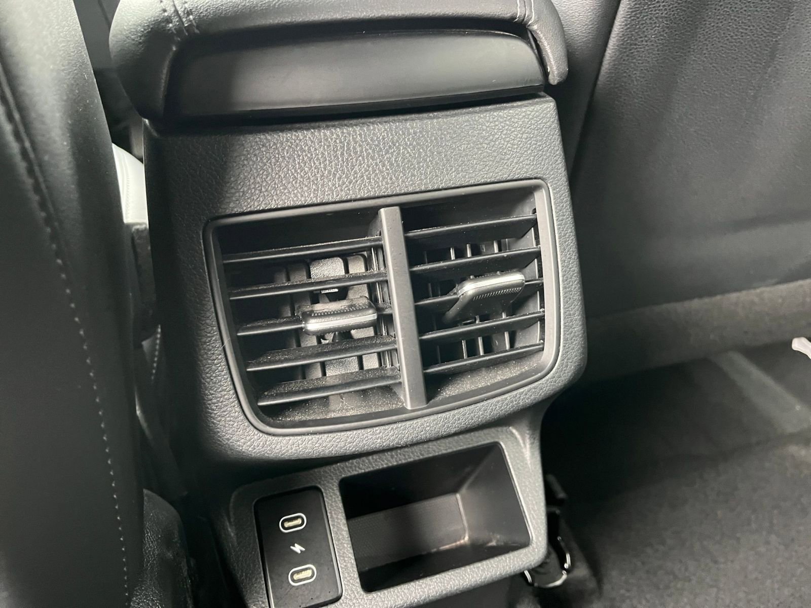 Thumbnail: 2025 Kia Seltos - 24