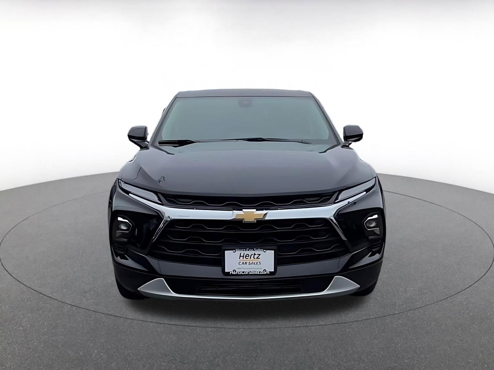 Thumbnail: 2025 Chevrolet Blazer - 4