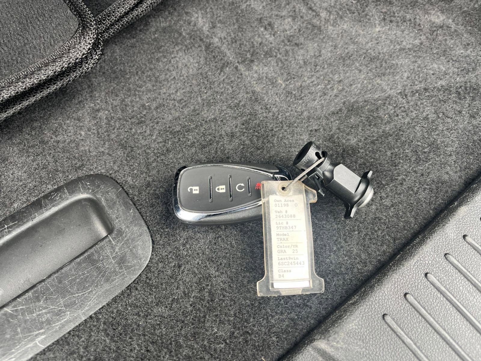 Thumbnail: 2025 Chevrolet Trax - 21