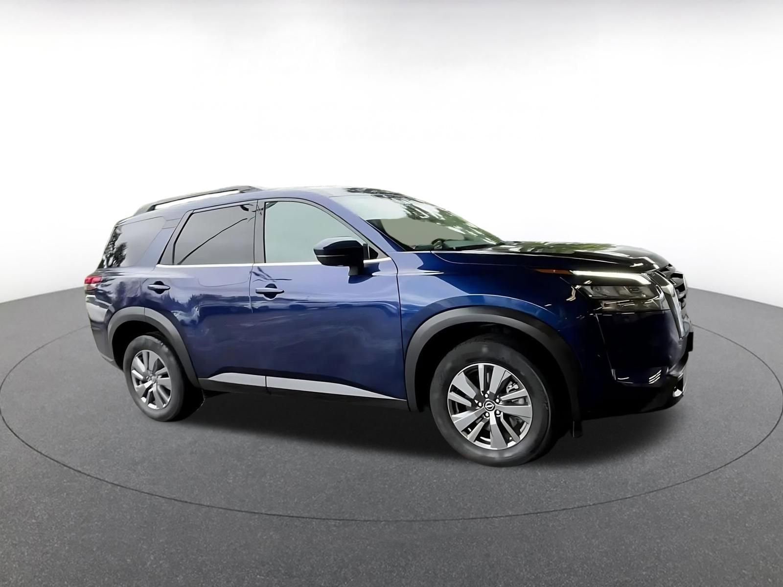 Thumbnail: 2025 Nissan Pathfinder - 2