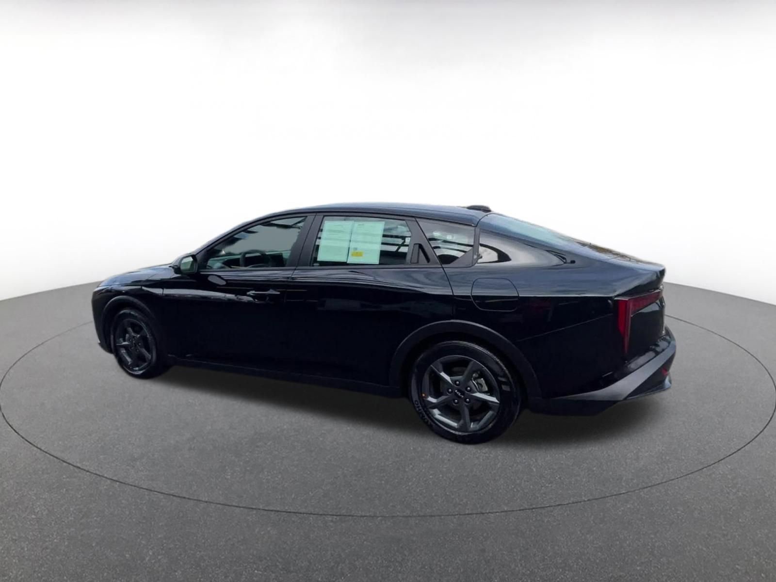 Thumbnail: 2025 Kia K4 - 10