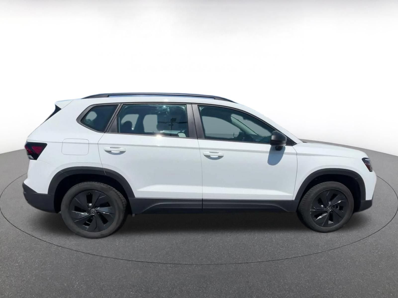 Thumbnail: 2026 Volkswagen Taos - 16