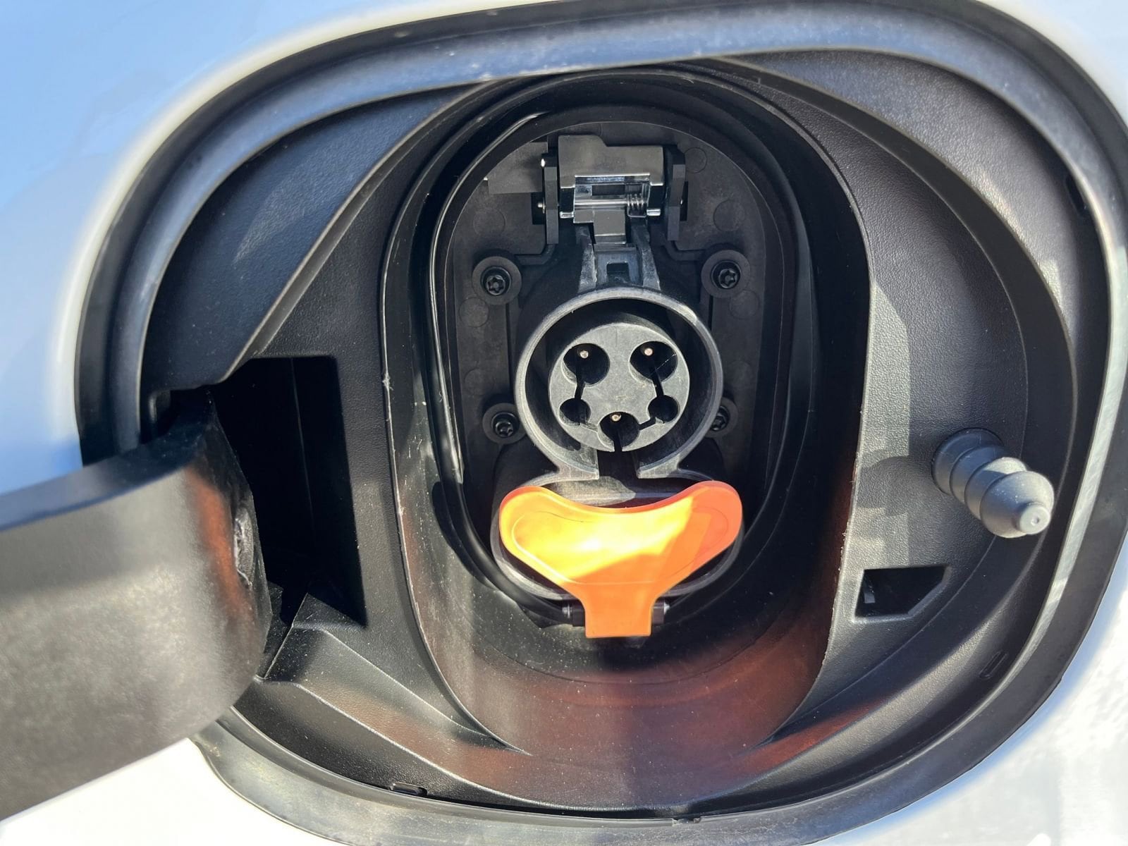 Thumbnail: 2023 Chevrolet Bolt EV - 21
