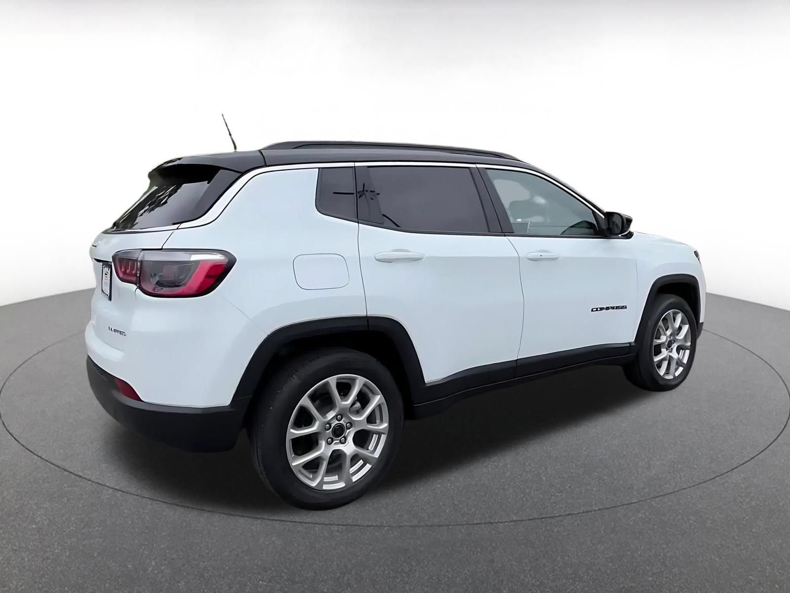 Thumbnail: 2025 Jeep Compass - 14