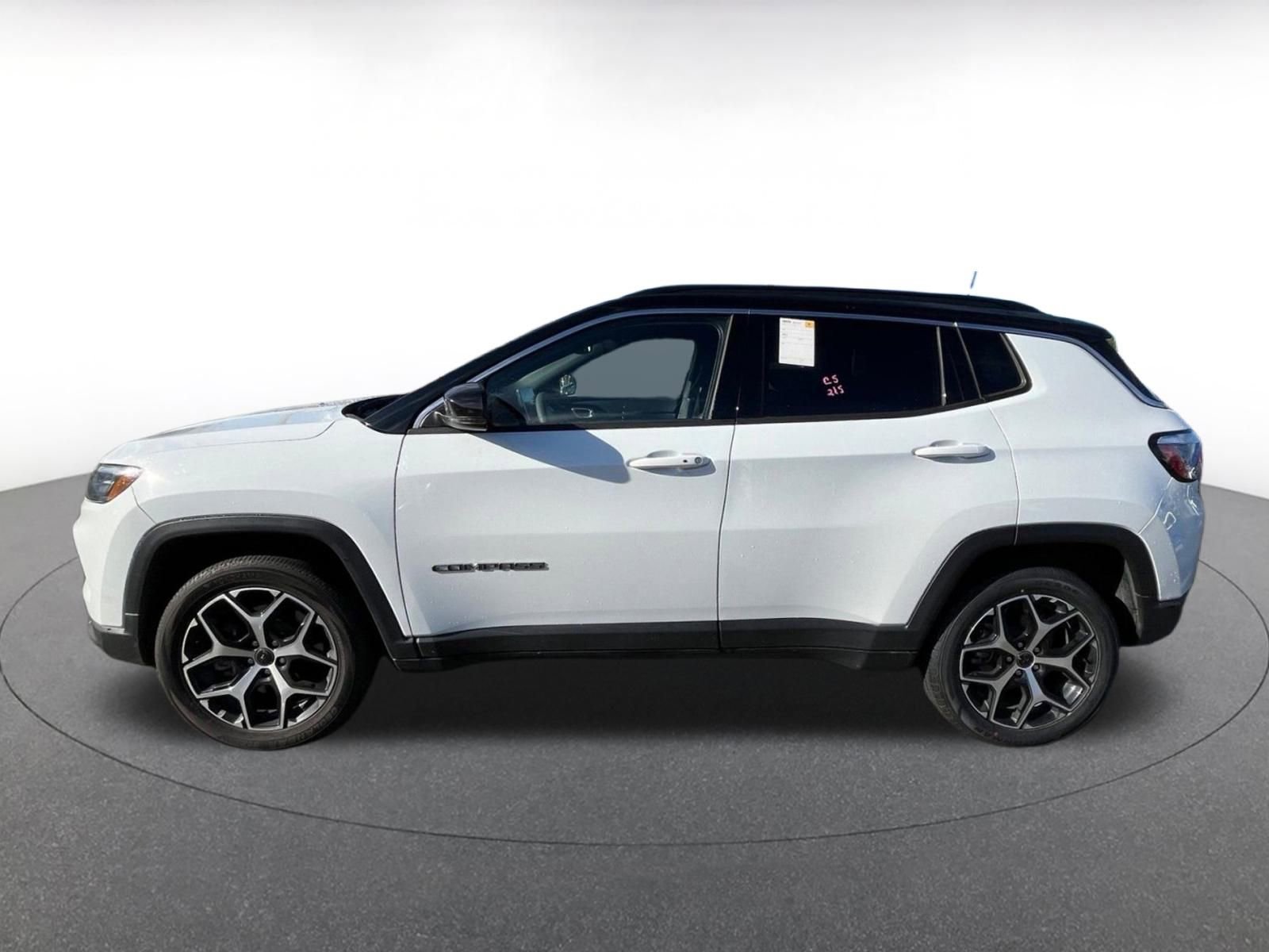 Thumbnail: 2025 Jeep Compass - 4