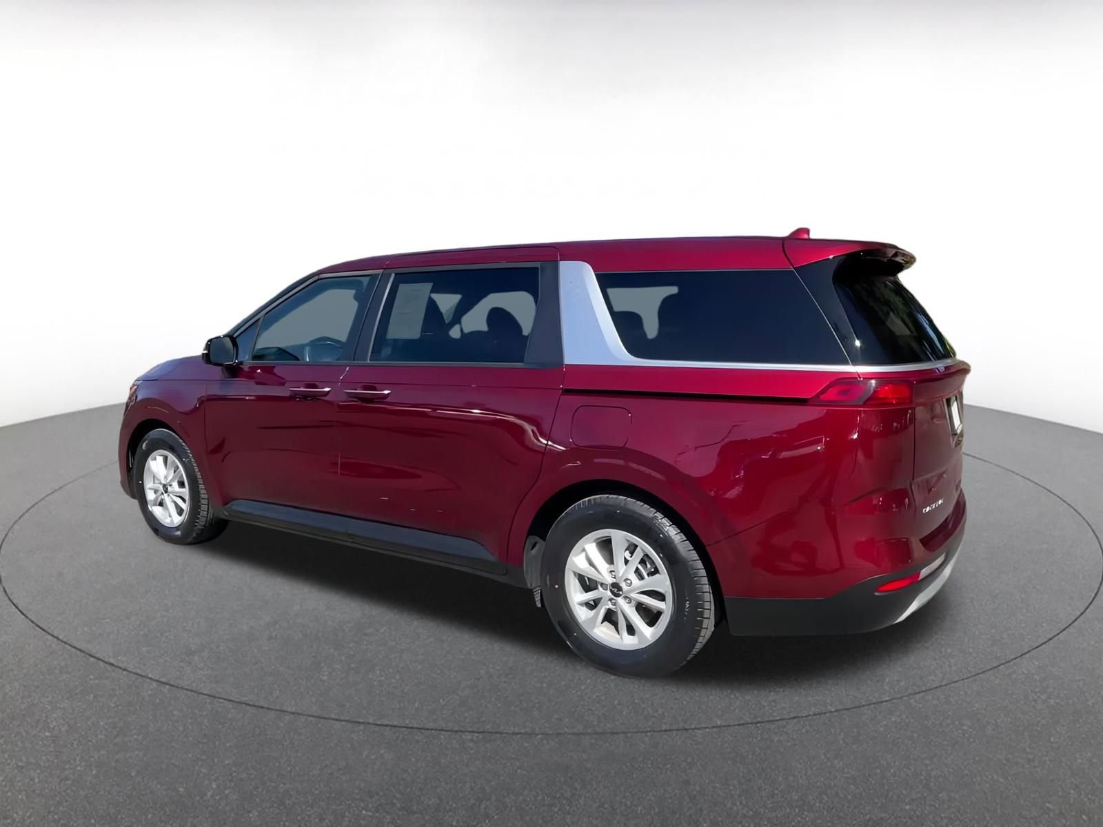 Thumbnail: 2024 Kia Carnival - 10