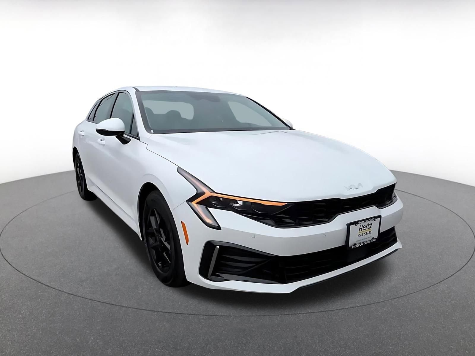 Thumbnail: 2025 Kia K5 - 3