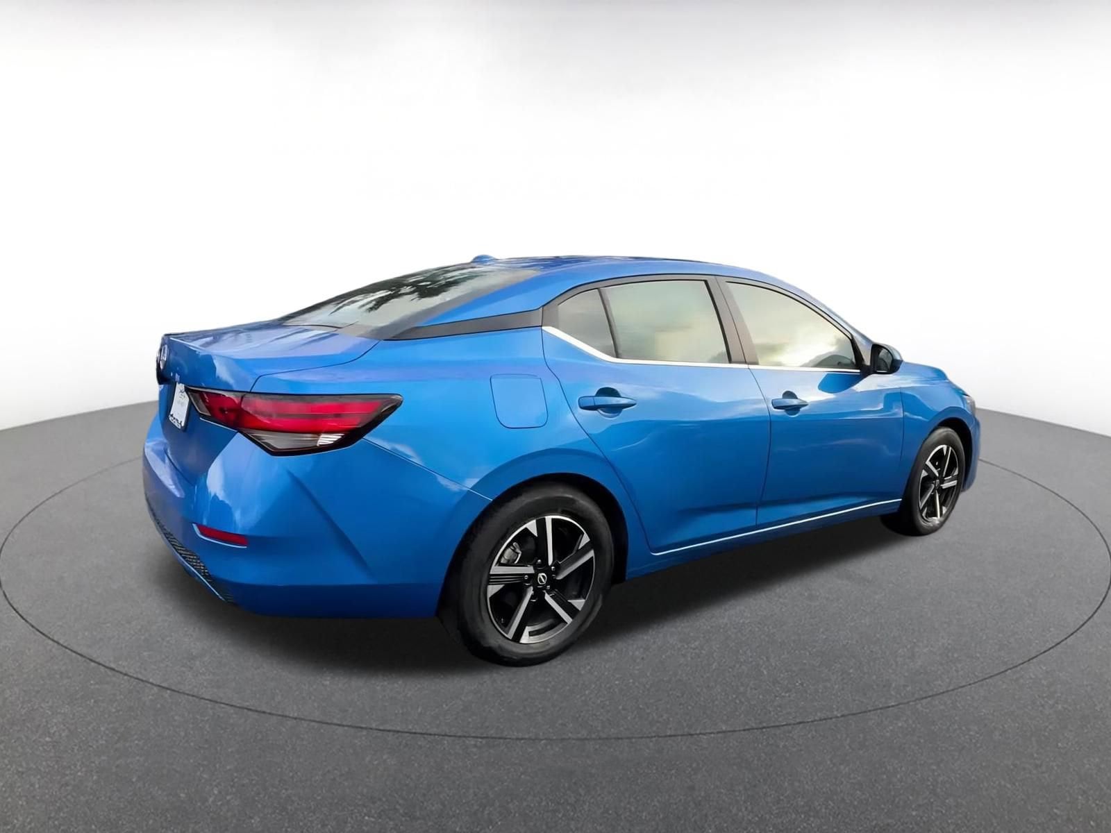 Thumbnail: 2025 Nissan Sentra - 15