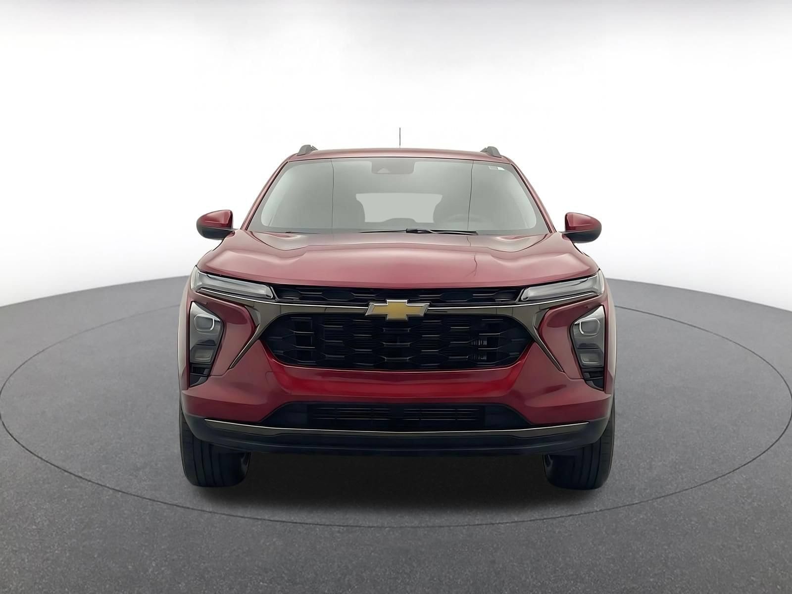 Thumbnail: 2025 Chevrolet Trax - 2