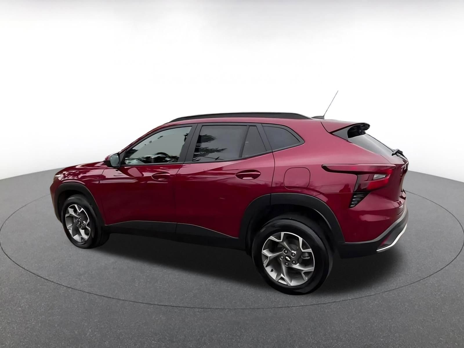 Thumbnail: 2025 Chevrolet Trax - 10