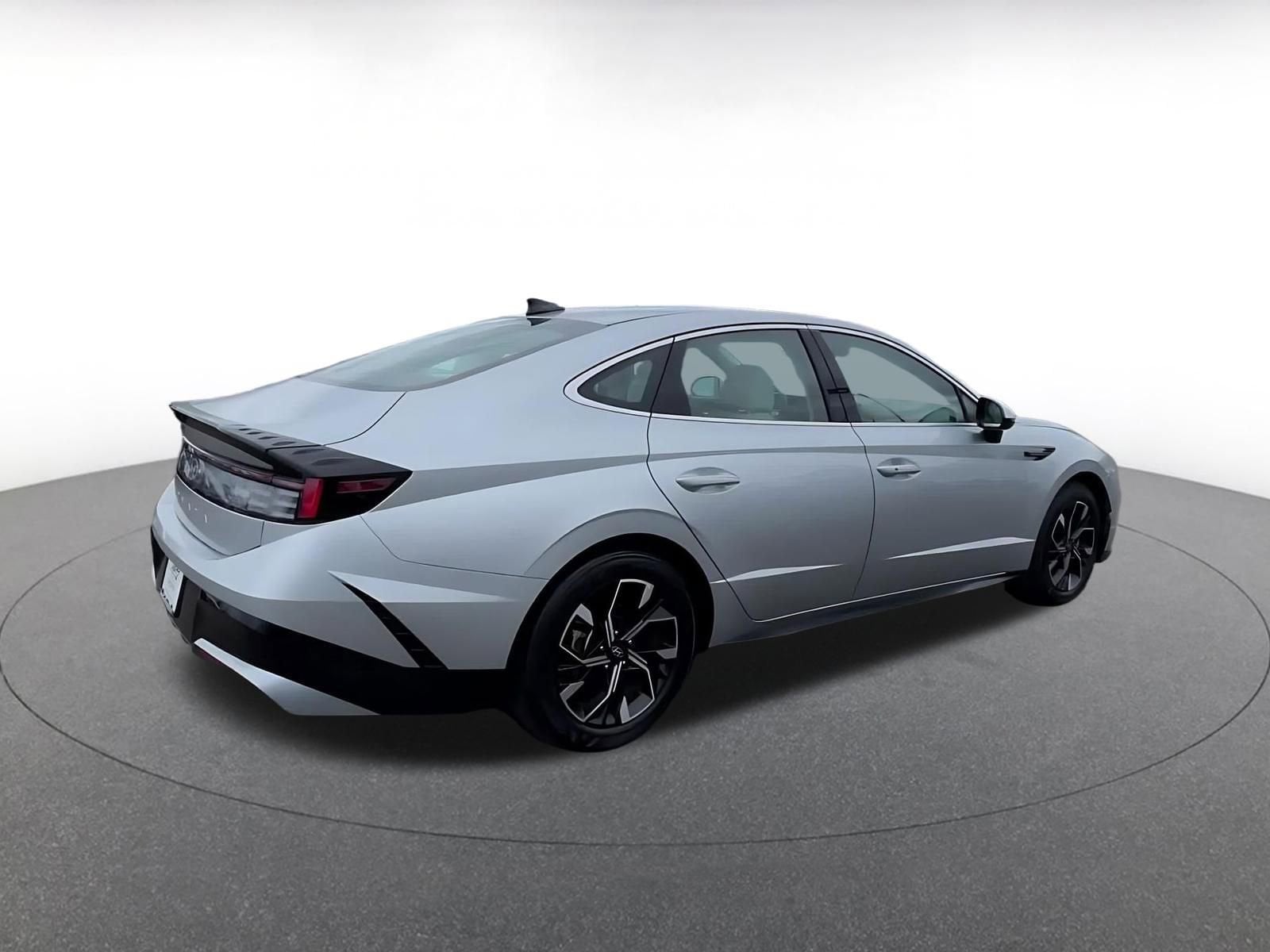 Thumbnail: 2025 Hyundai Sonata - 14