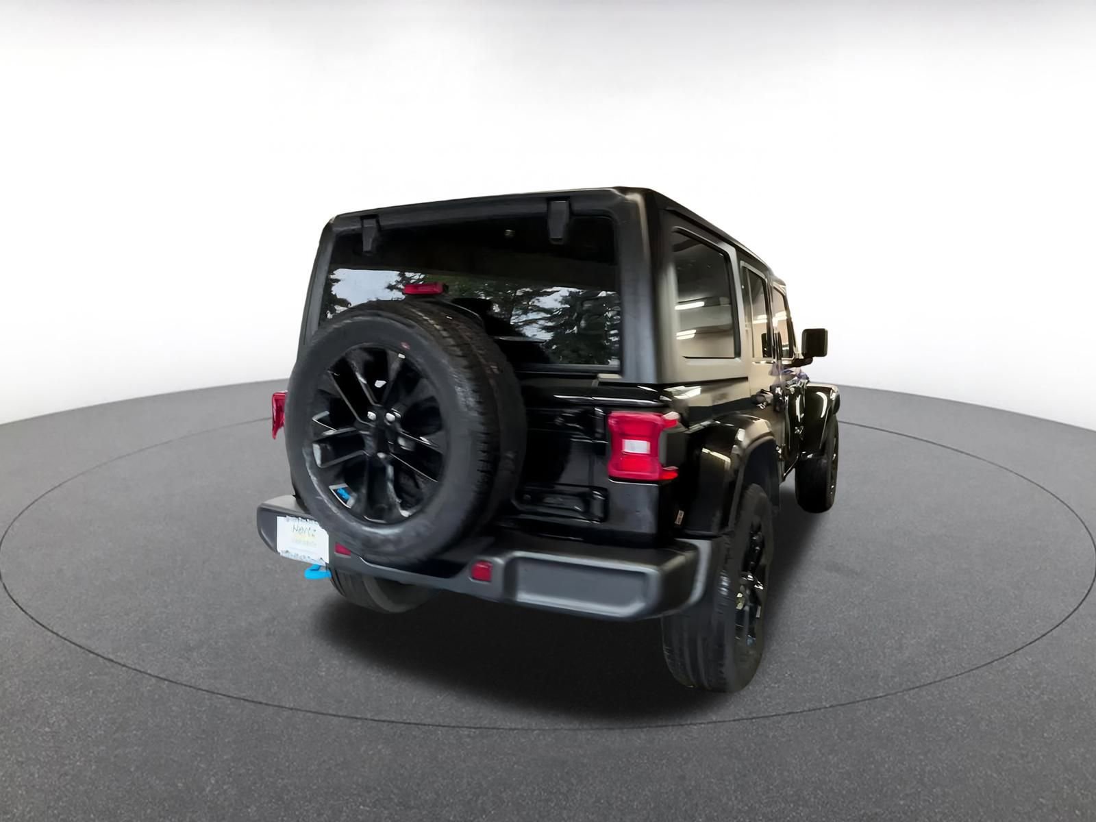 Thumbnail: 2023 Jeep Wrangler - 14