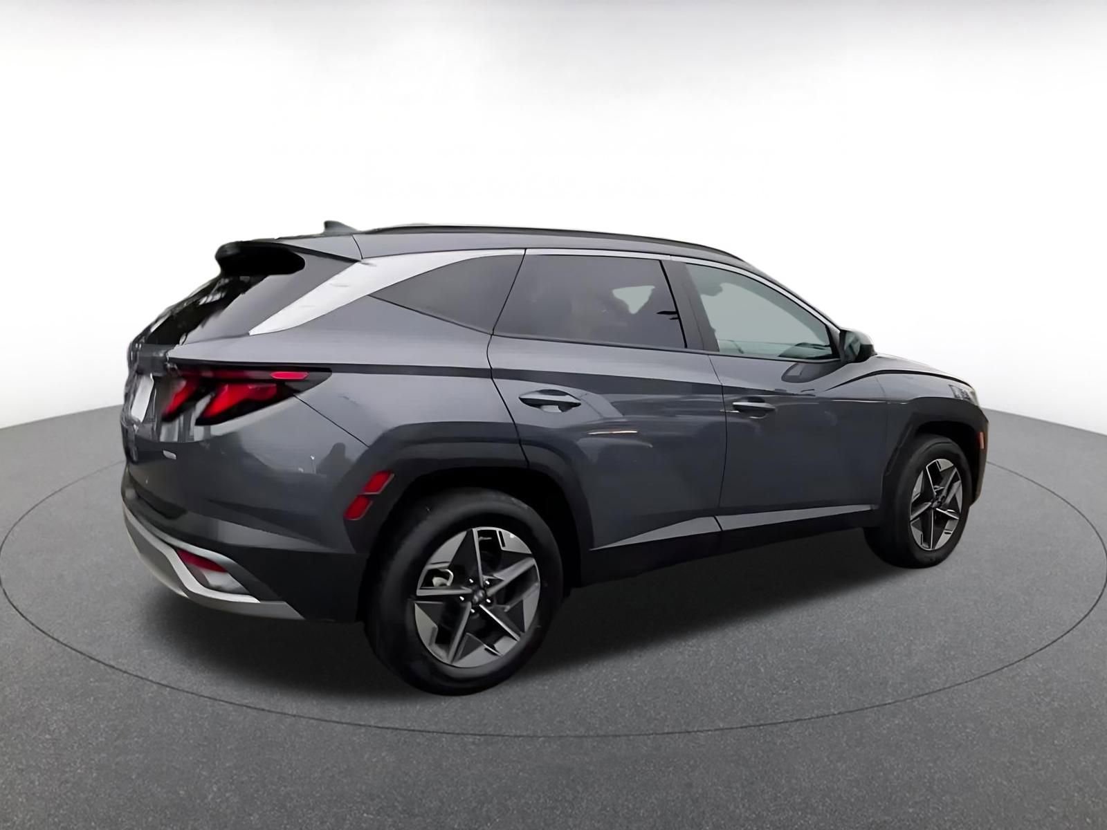 Thumbnail: 2025 Hyundai Tucson - 15