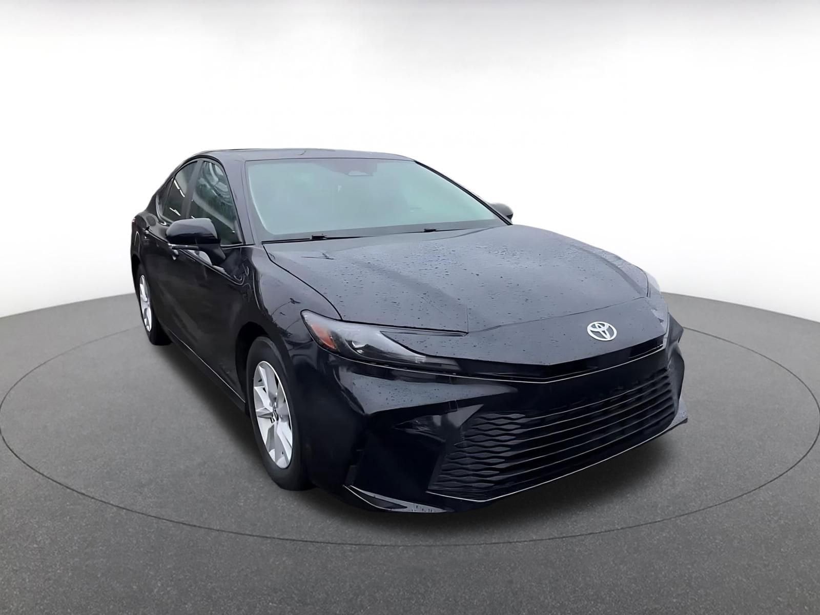 Thumbnail: 2025 Toyota Camry - 3