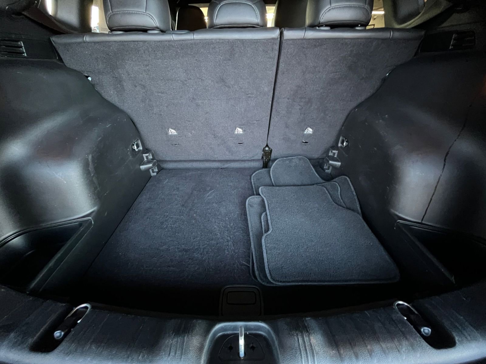 Thumbnail: 2025 Jeep Compass - 32