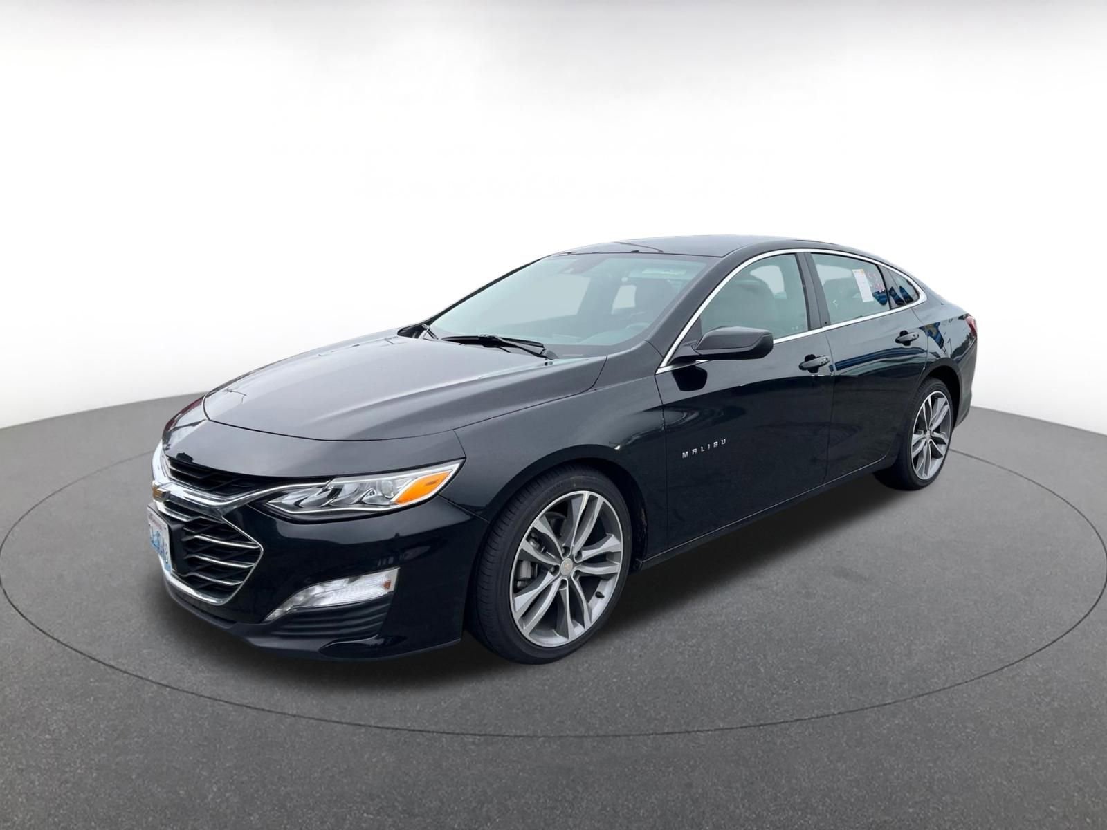 Thumbnail: 2024 Chevrolet Malibu - 3