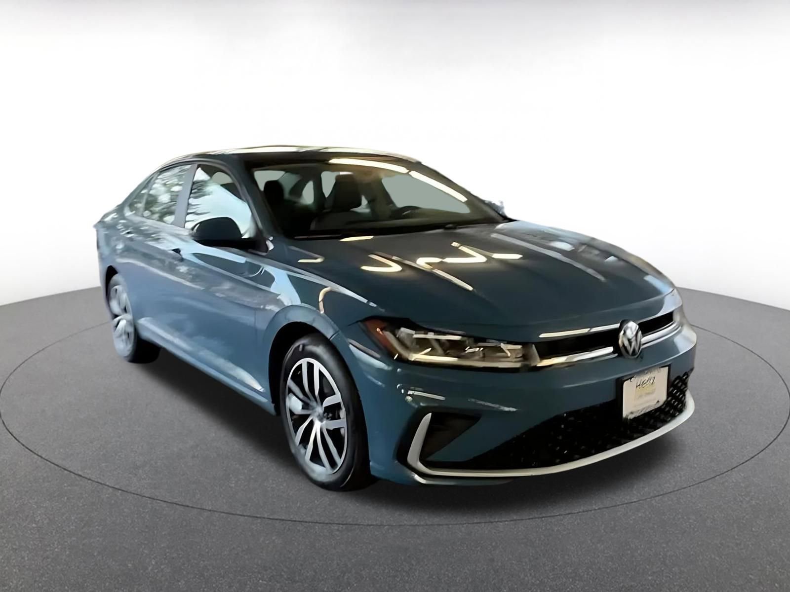 Thumbnail: 2025 Volkswagen Jetta - 3